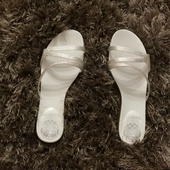White Vince Camuto sandals - Picture 1 of 4